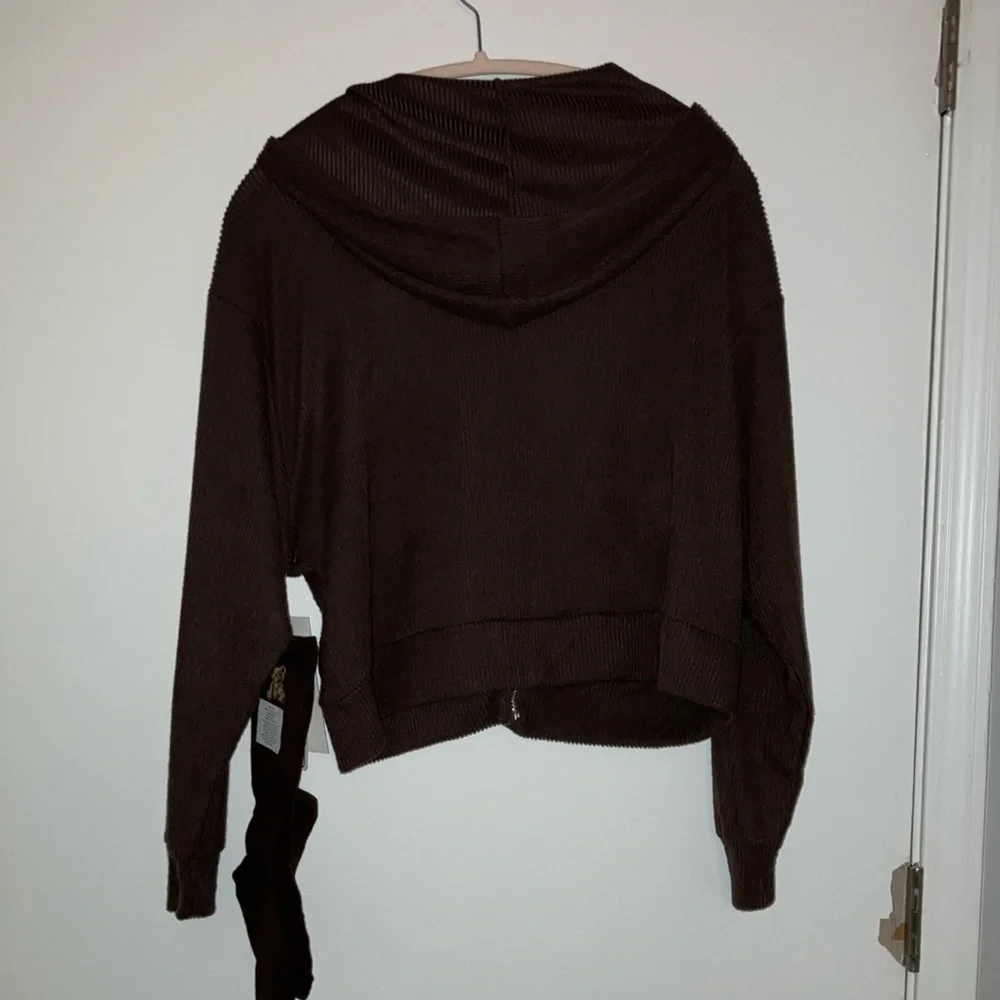 Vine Valley Brown Zip-Up Hoodie - Picture 8 of 8